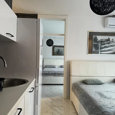 Center 2 Apartamento *